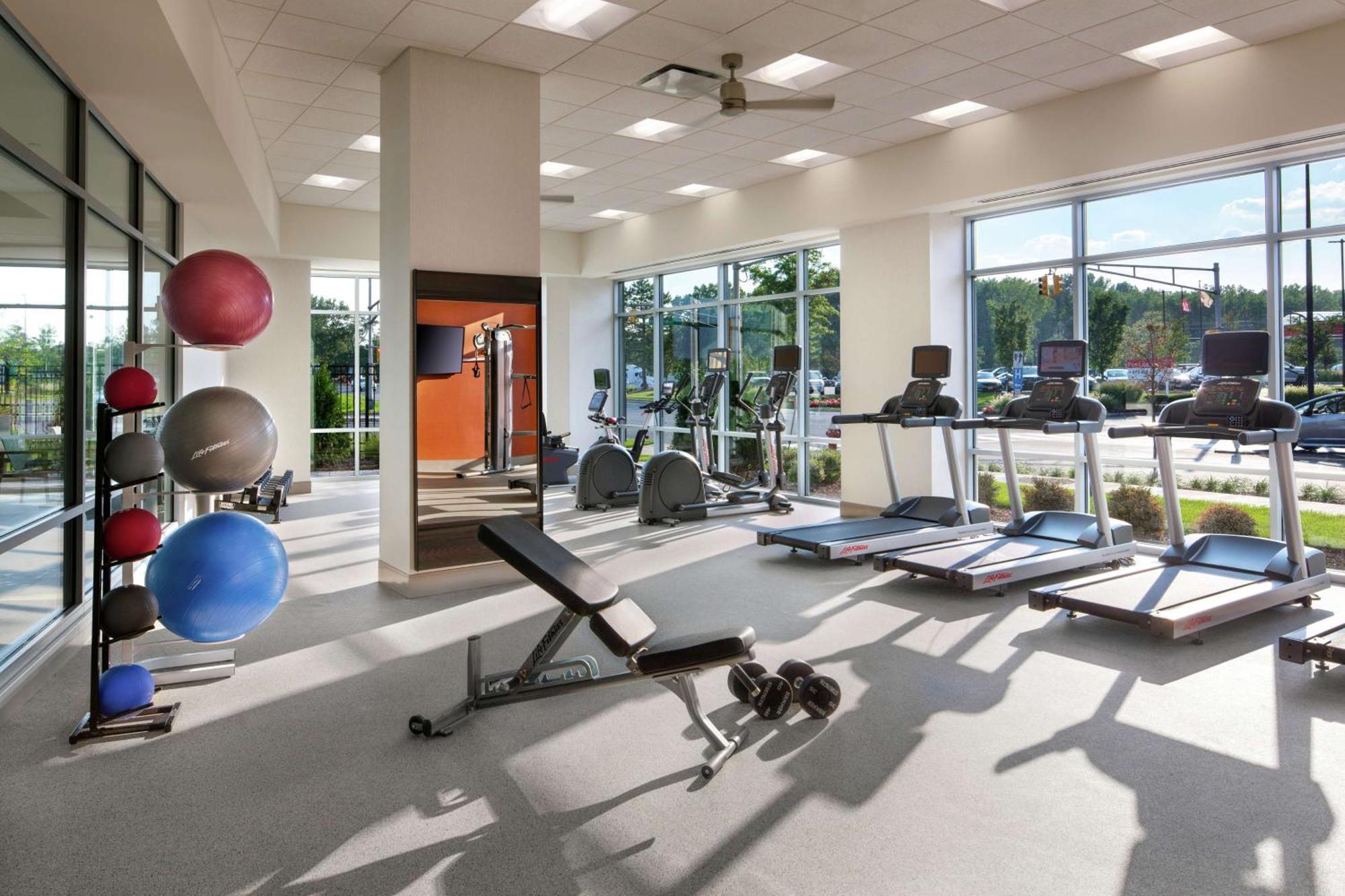 Homewood Suites By Hilton Teaneck Glenpointe Exterior foto
